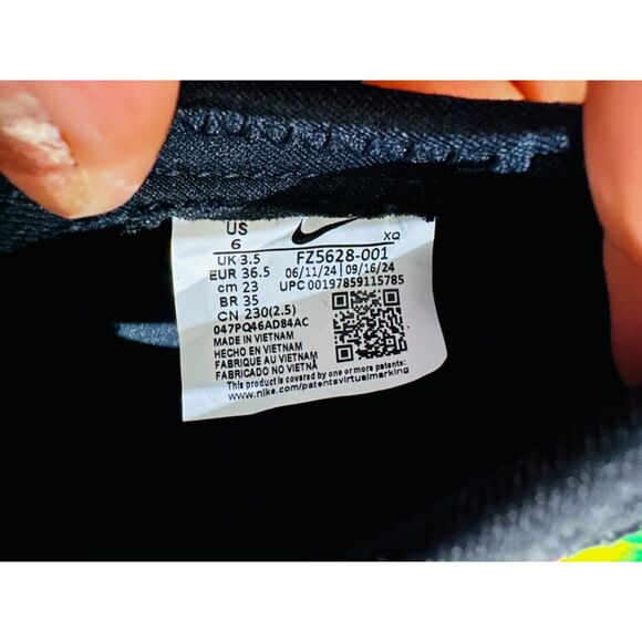 Nike Aqua Turf, Black, sz 6 - Picture 8 of 9